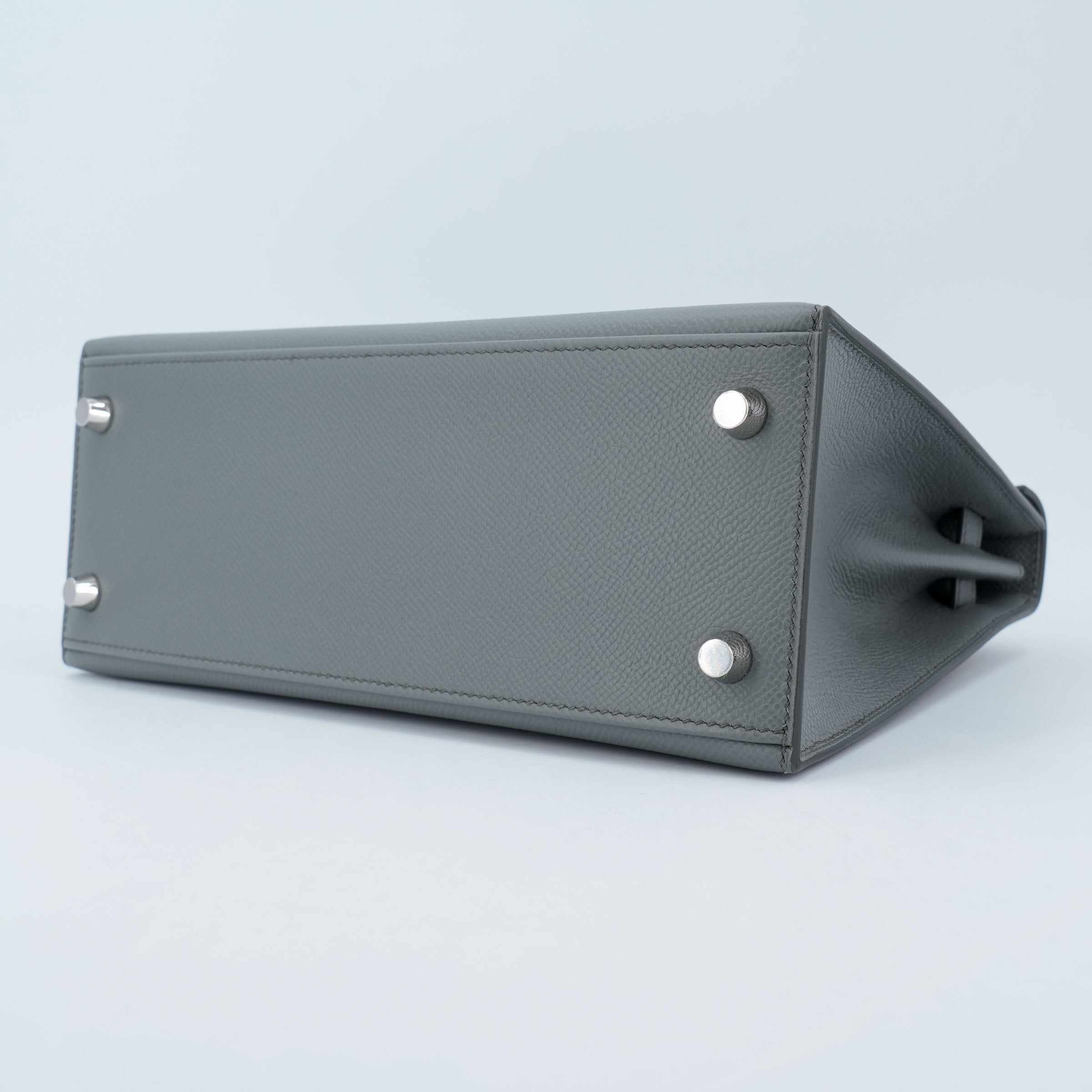 Hermès Kelly 25 Sellier Vert Amande ELHW