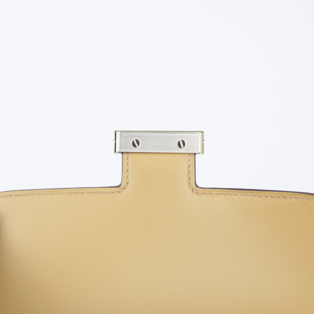 Hermès Constance Mini Dore Chamkila PBHW