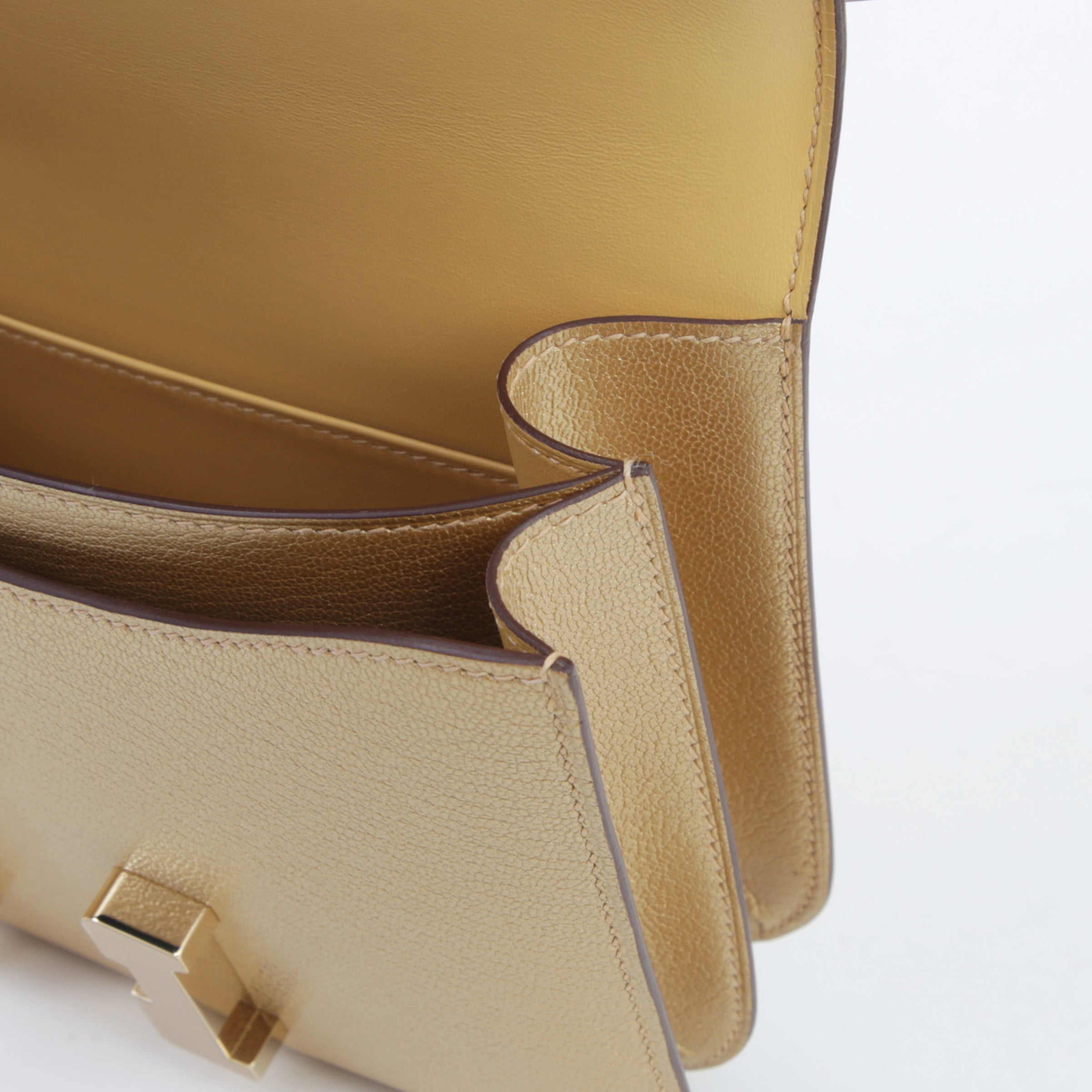 Hermès Constance Mini Dore Chamkila PBHW