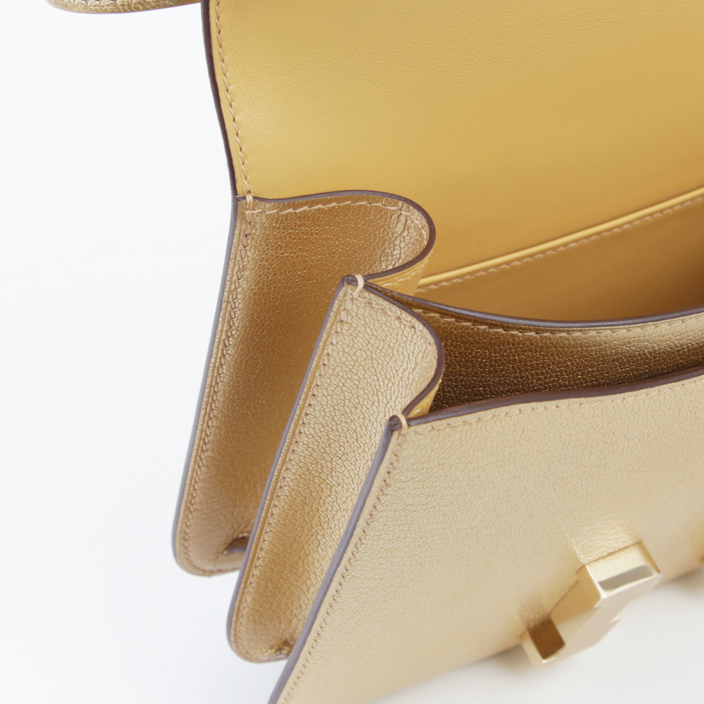 Hermès Constance Mini Dore Chamkila PBHW