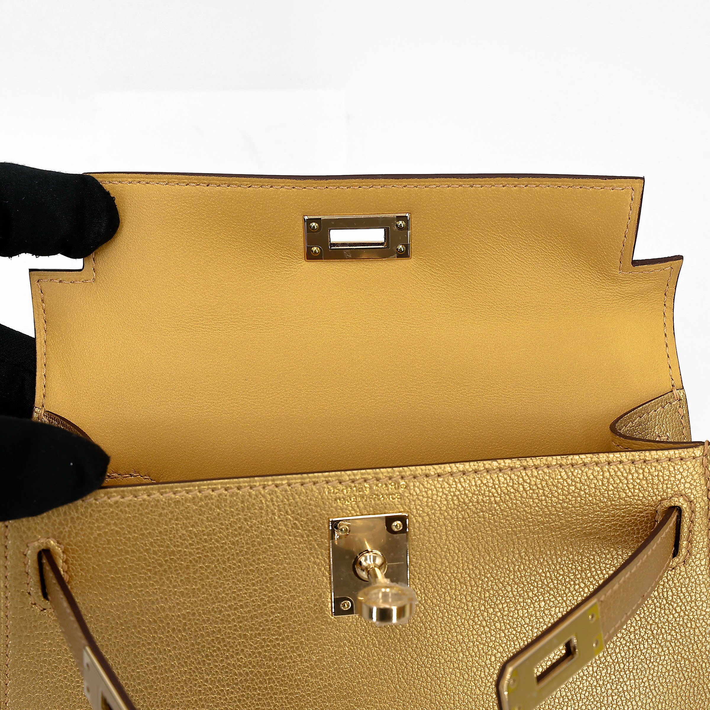 Hermès Min Kelly ll Dore Chèvre GHW