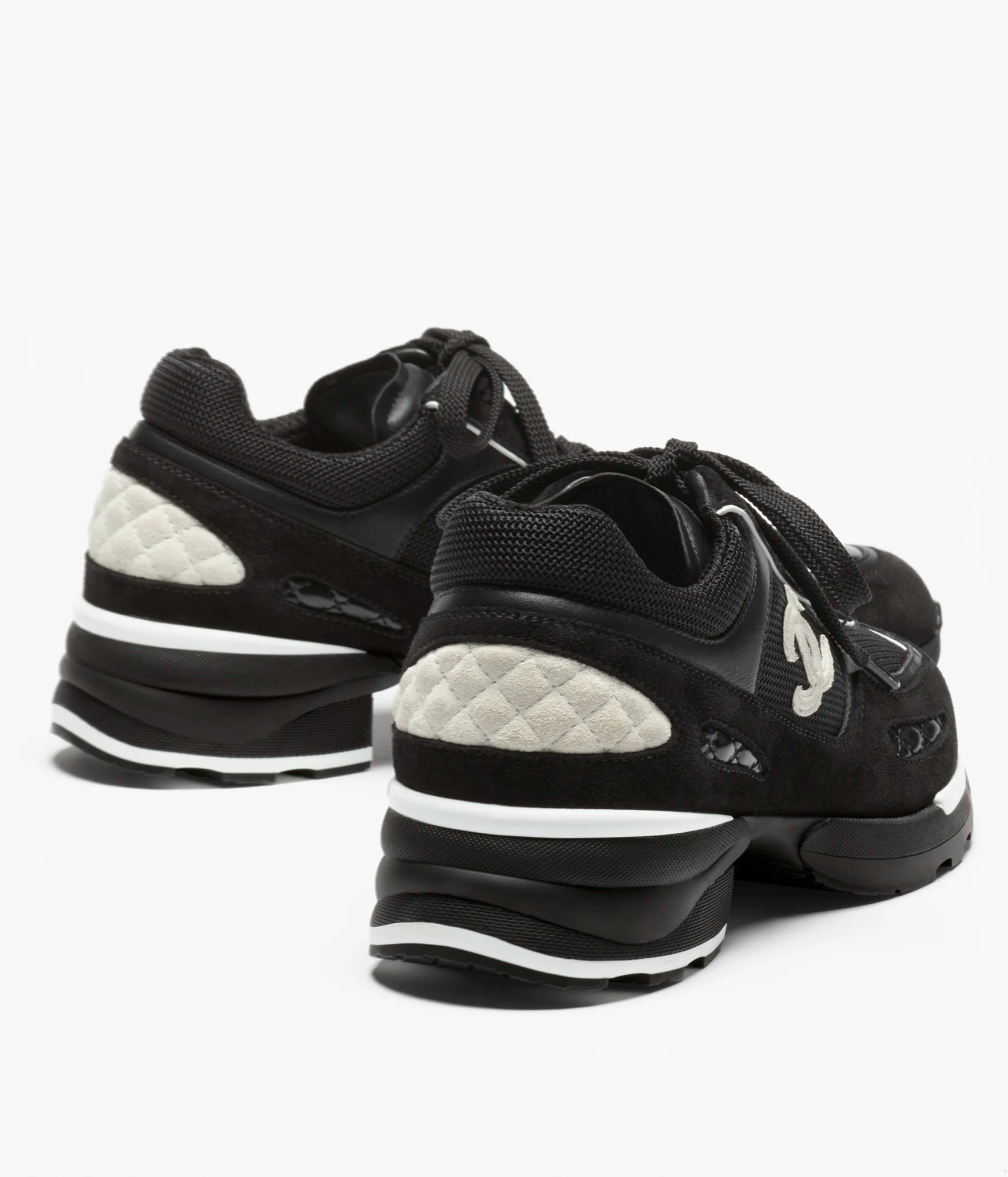Chanel Sneakers Mixed Fibers Suede Calfskin & Calfskin