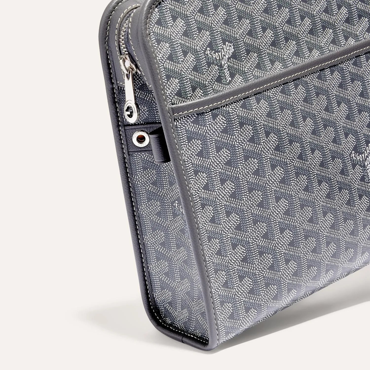 Goyard Jouvence GM Toiletry Bag Grey