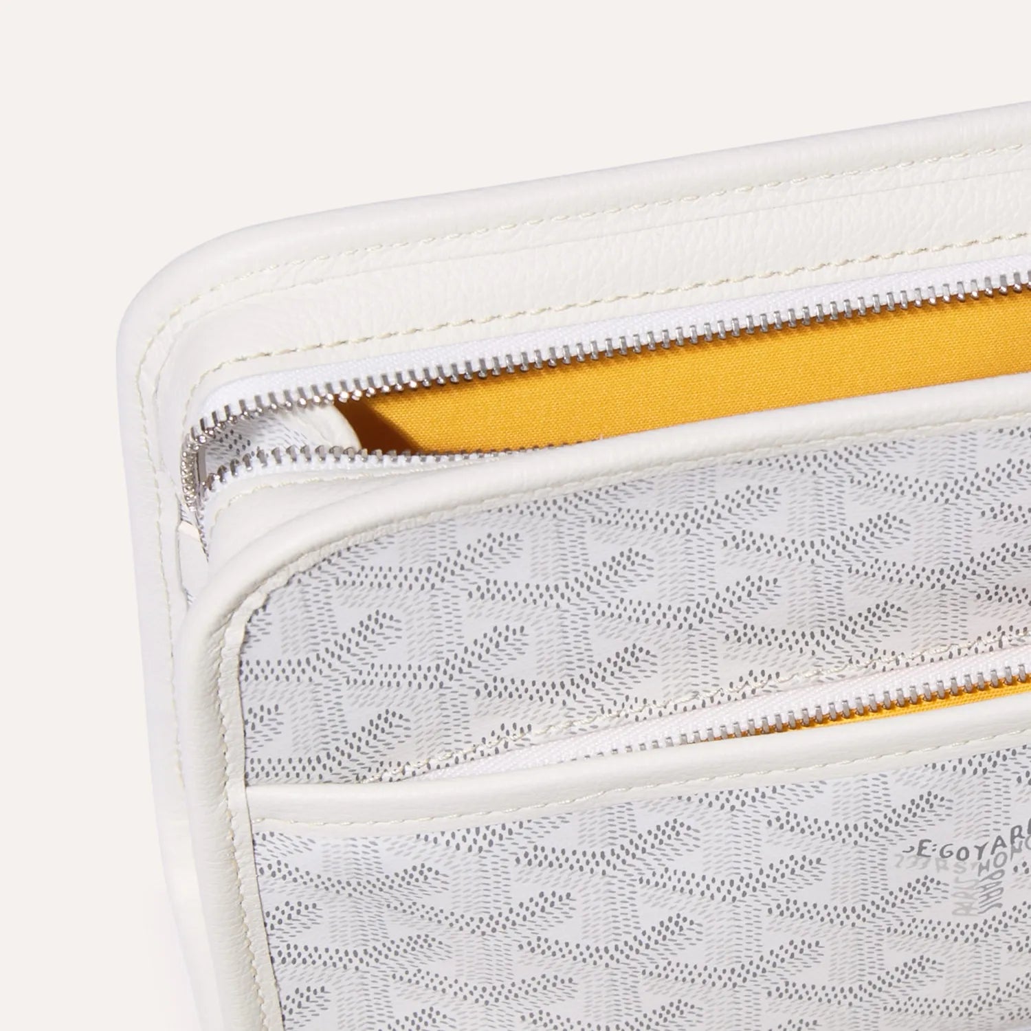Goyard Jouvence PM Toiletry Bag White