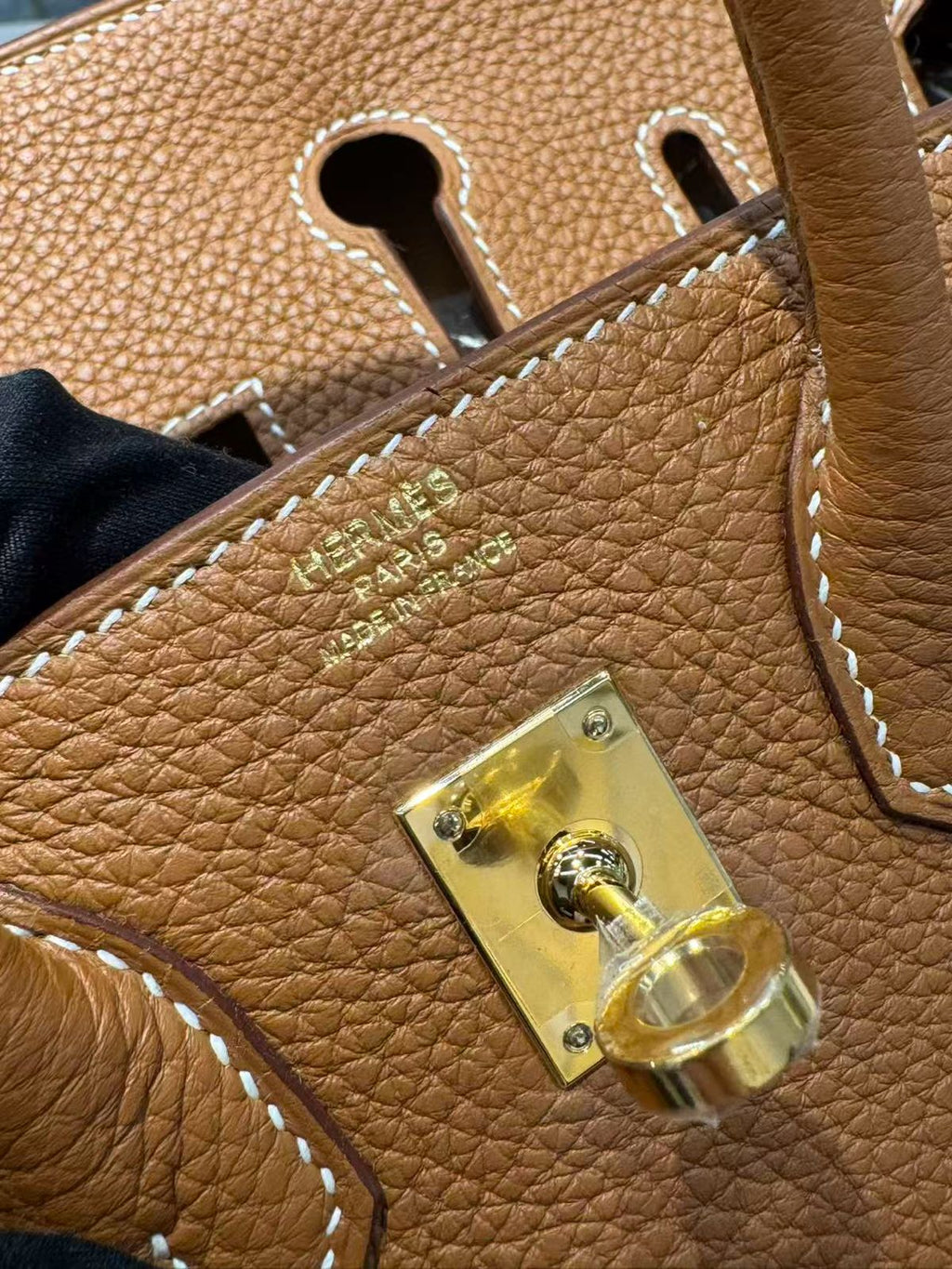 Hermés Birkin 25 Togo Gold GHW