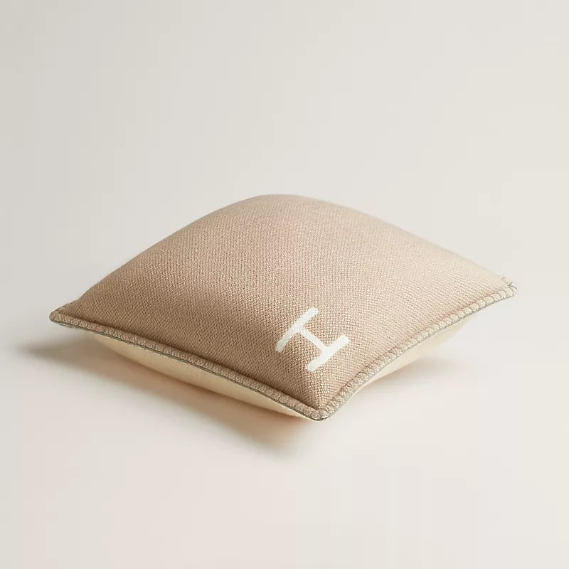 Hermès Altitude pillow naturel