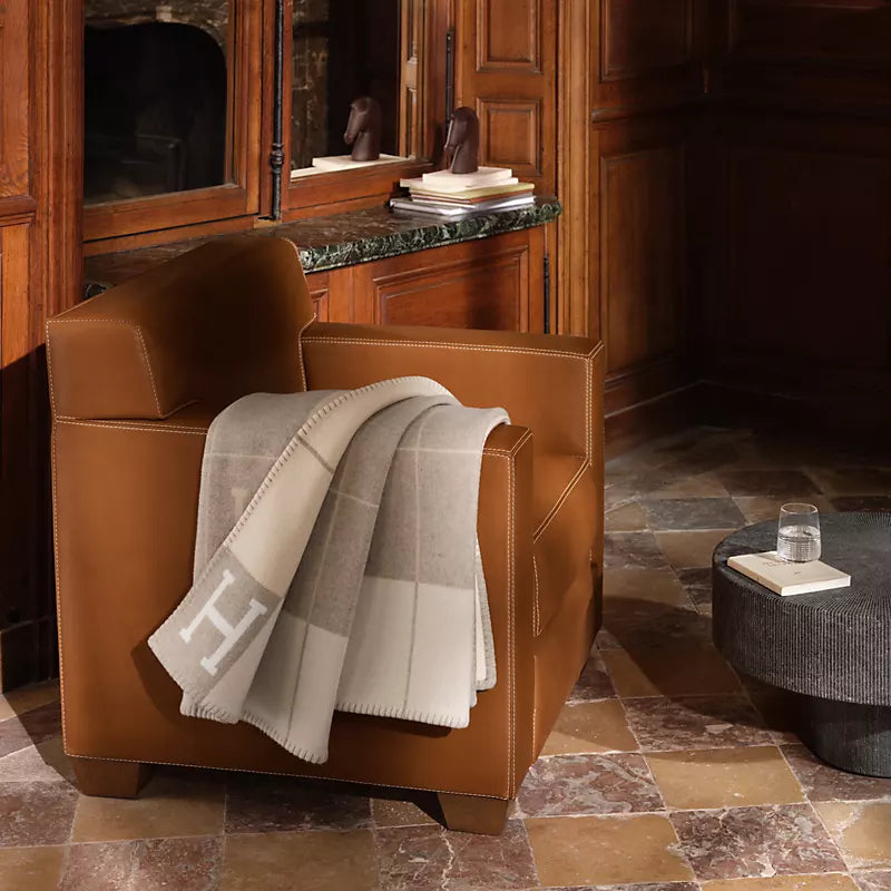 Hermès Avalon III throw blanket coco / camomille