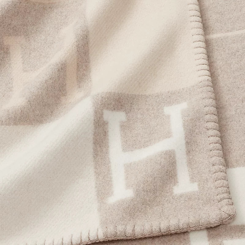 Hermès Avalon III throw blanket coco / camomille
