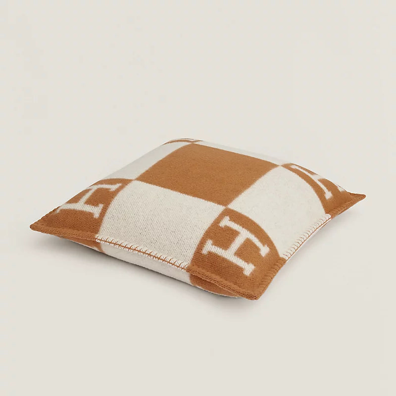 Hermès Avalon pillow, small model écru / camel