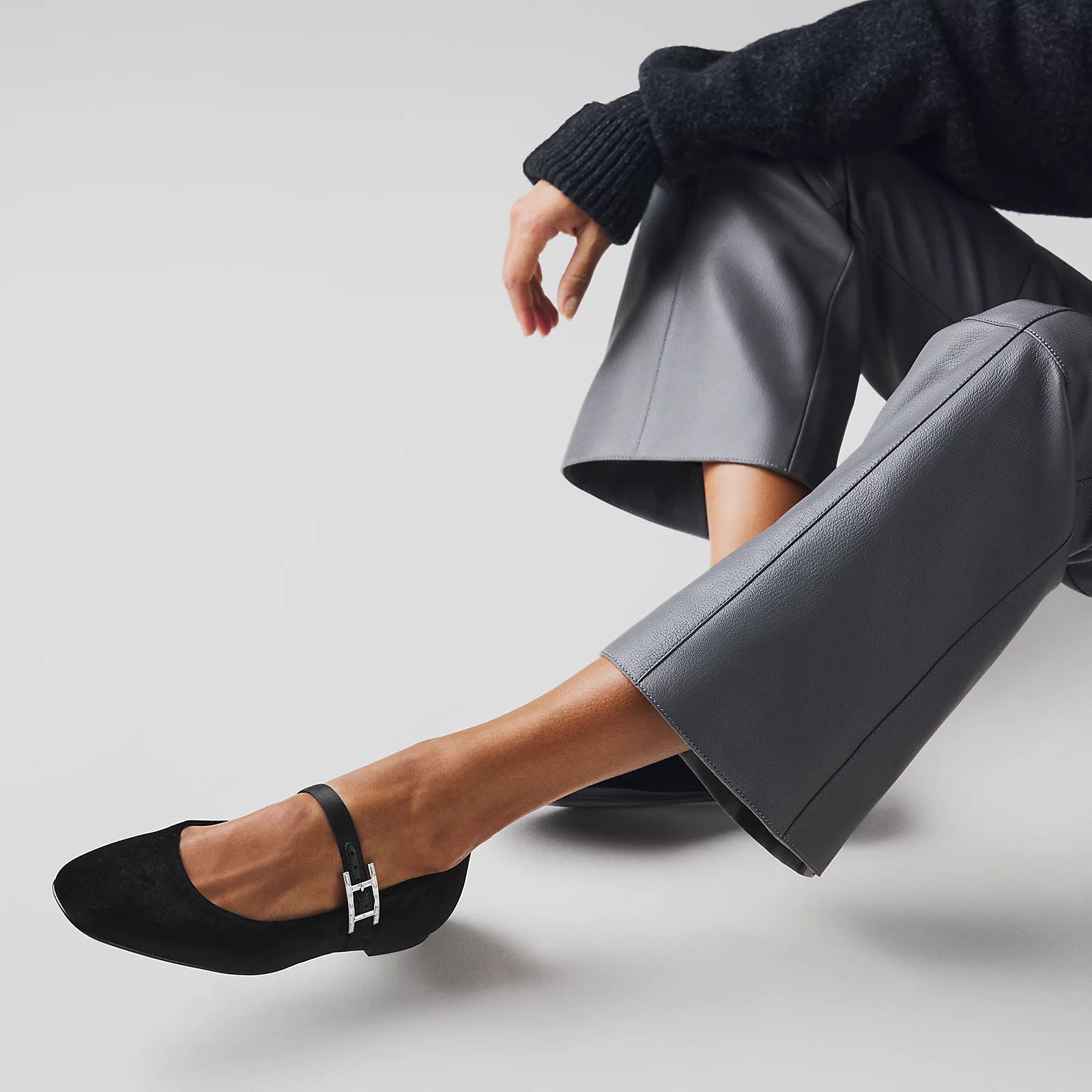 Hermès Jane Ballerinas in Velvet and Satin Fabric