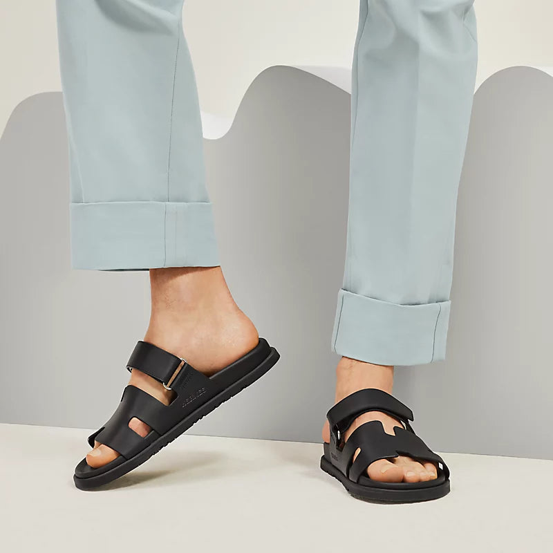 Hermès Mens Chypre Sandals Noir