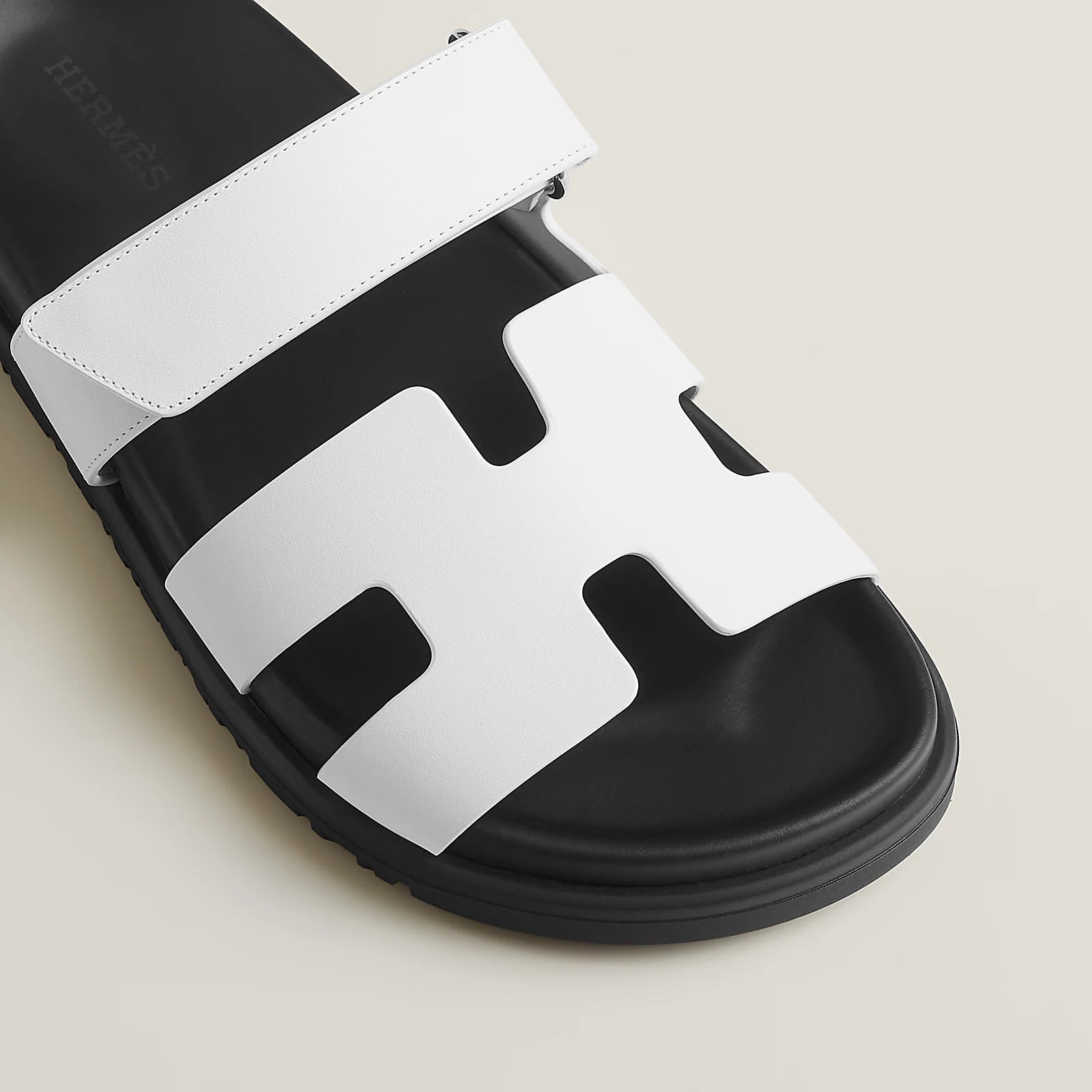 Hermès Chypre Sandals Blanc