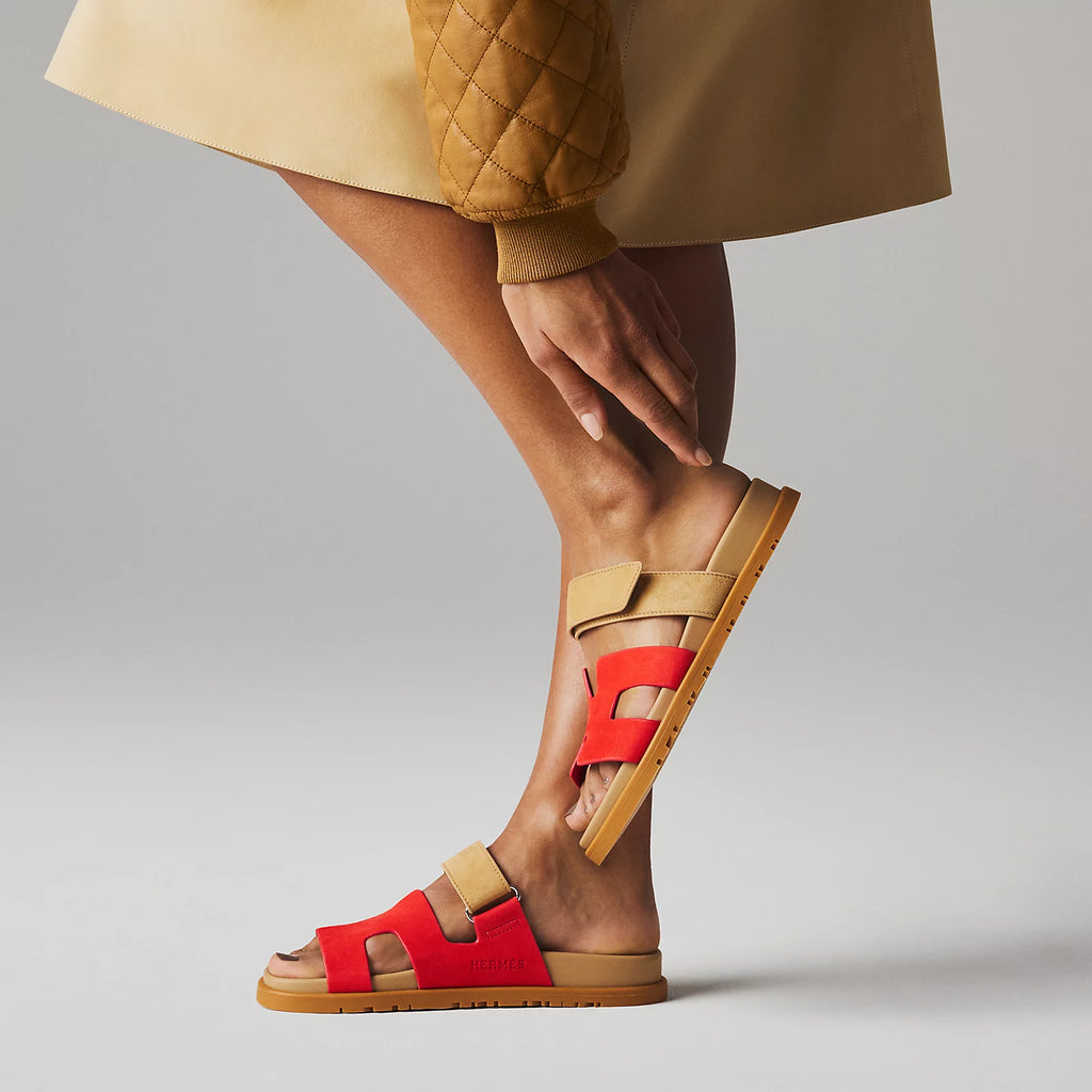 Hermès Chypre Sandals Rouge Grenadine / Beige Albinos