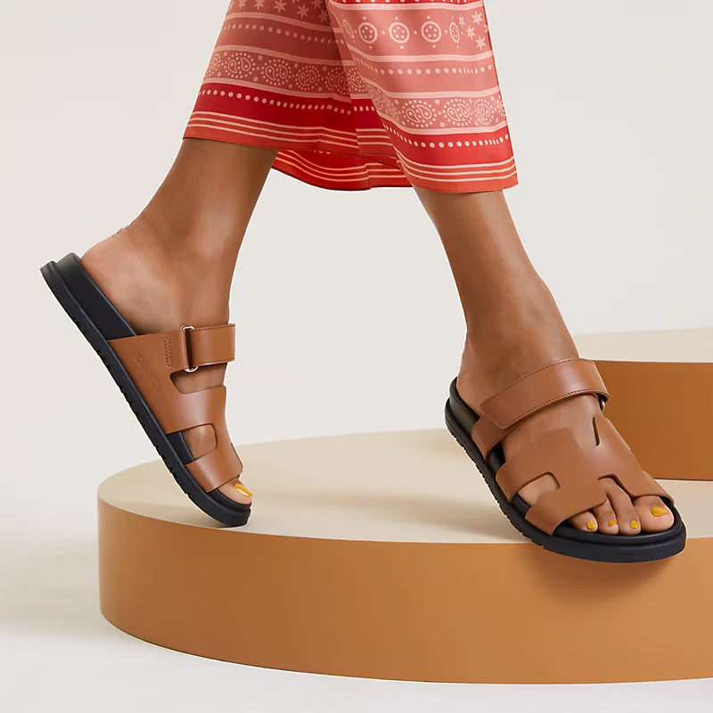 Hermès Chypre Sandals Naturel