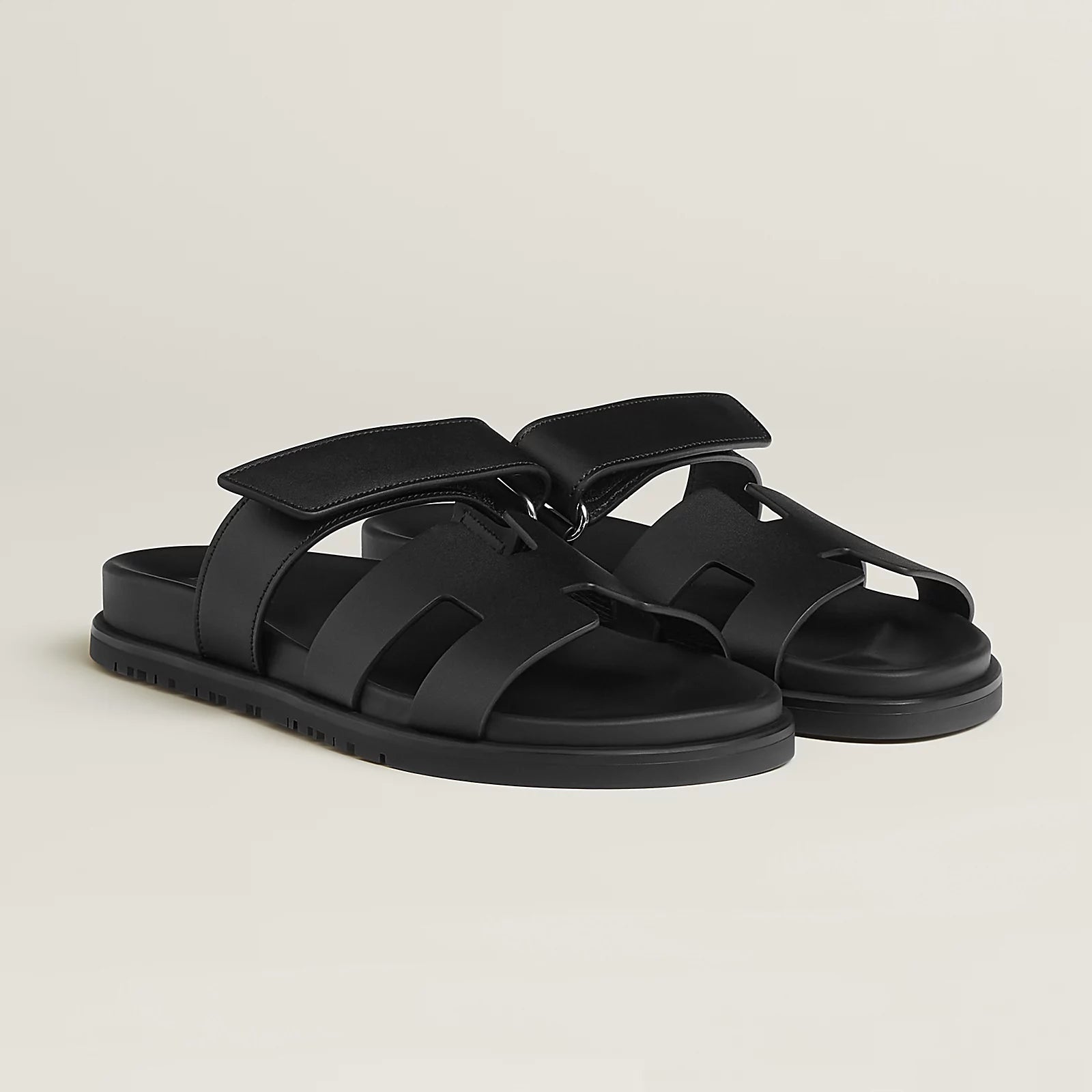 Hermès Chypre Sandals Noir