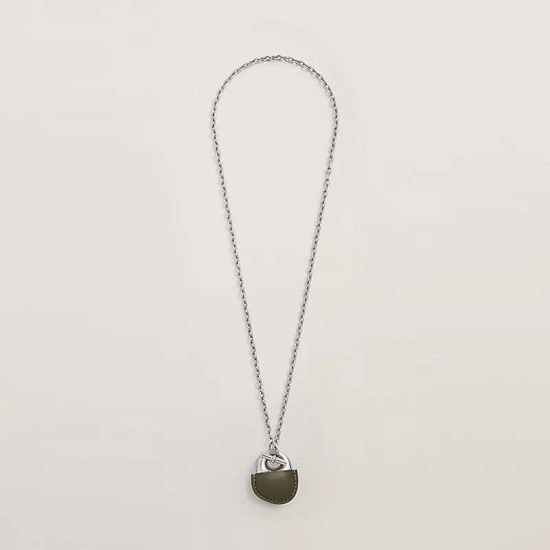 Hermès Galet Gaine Necklace Swift Calfskin - Vert Veronese