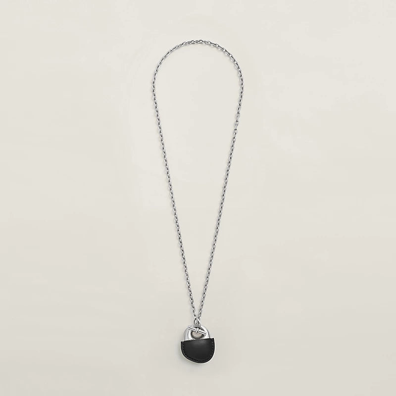 Hermès Galet Gaine Necklace Swift Calfskin - Noir