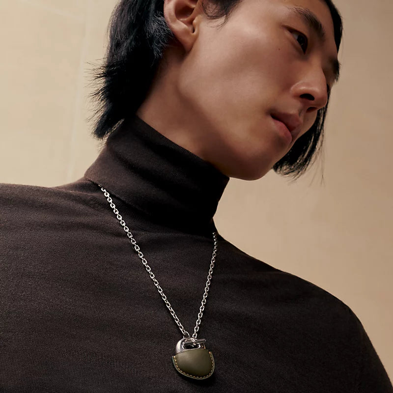 Hermès Galet Gaine Necklace Swift Calfskin - Noir