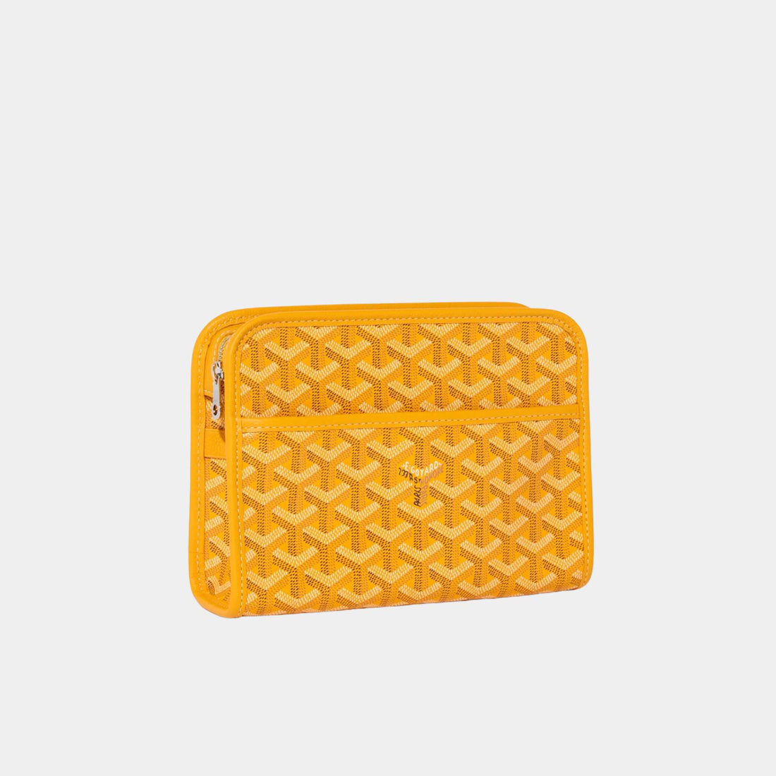 byElevae_hero_jouvence-pm-toiletry-bag-goyard-jouvence-pm-yellow