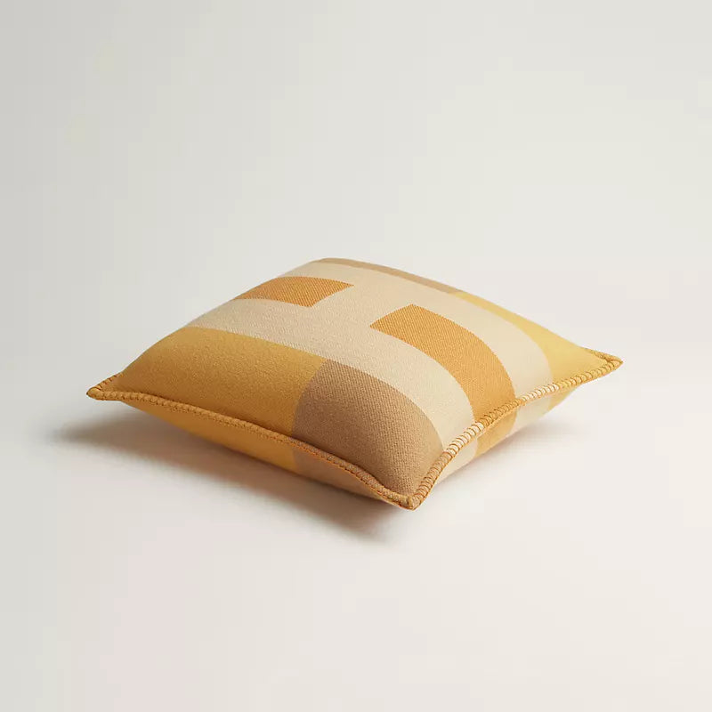Hermès H Horizon pillow Gold
