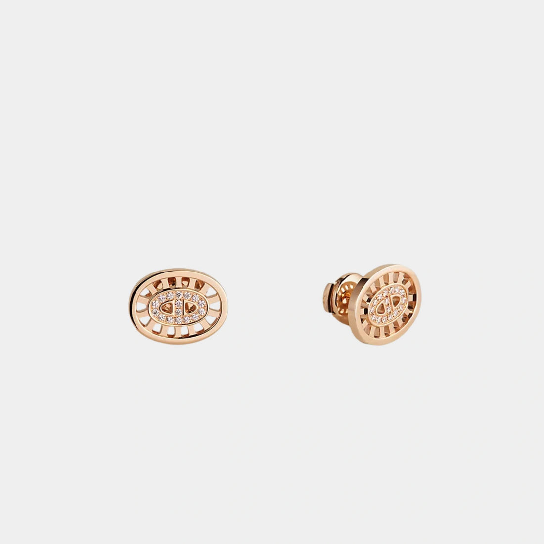 byElevae_hero_divine-anchor-chain-earrings-small-model-rose-gold-diamonds