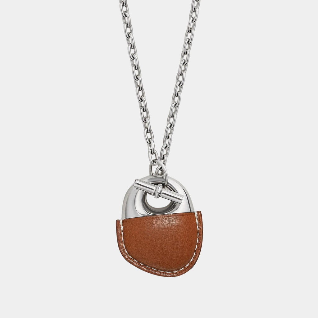 byElevae_hero_galet-gaine-necklace-barenia-calfskin