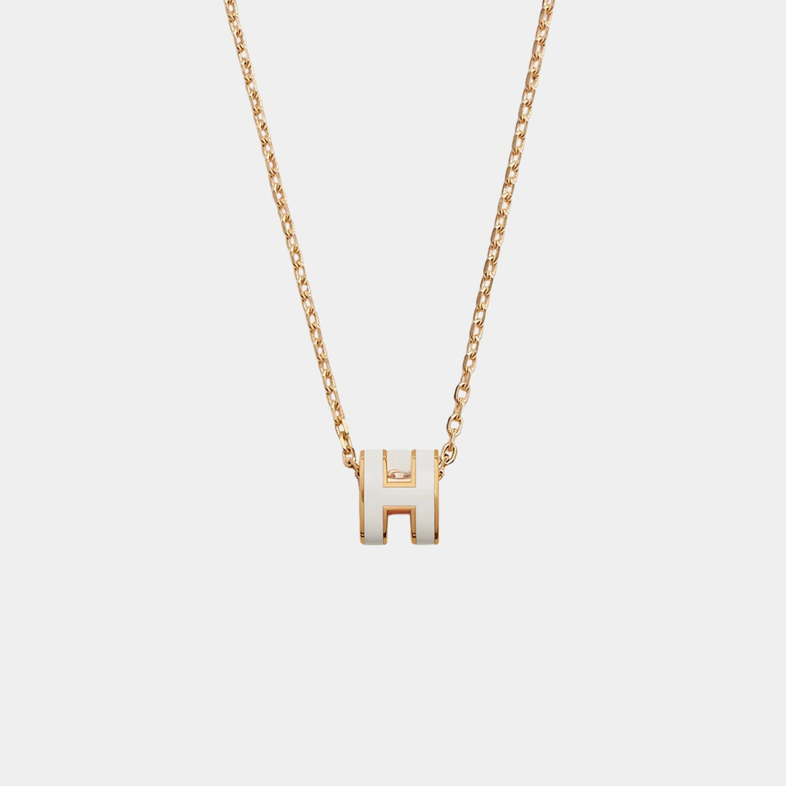 byElevae_hero_mini-pop-h-pendant-gold-plated-blanc