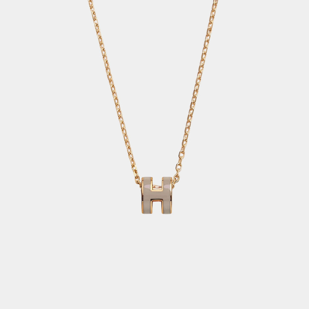 byElevae_hero_mini-pop-h-pendant-gold-plated-marron-glace