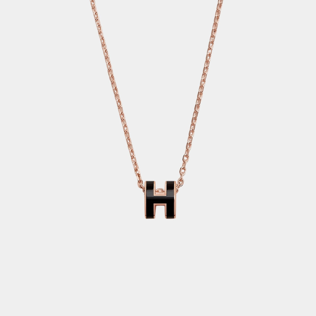 byElevae_hero_mini-pop-h-pendant-rose-gold-plated-noir