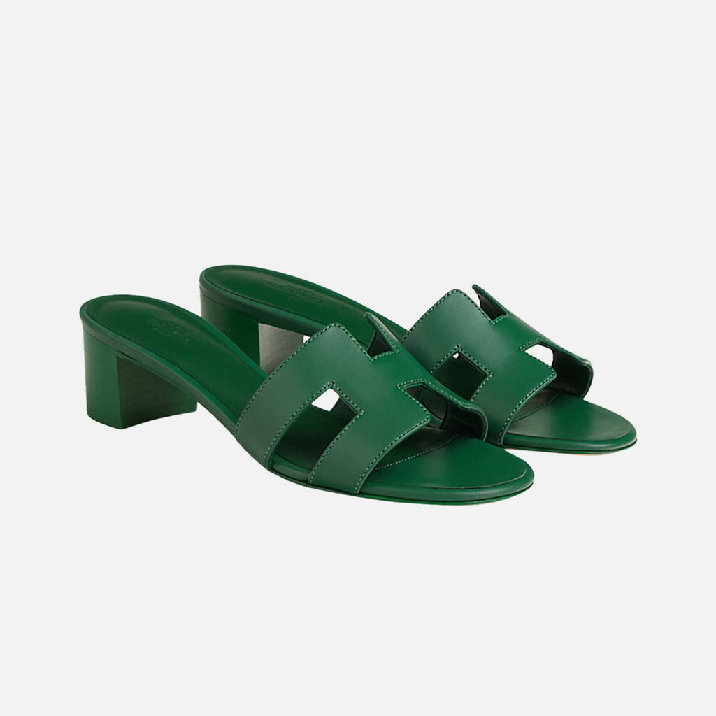 byElevae_hero_oasis-sandal-calfskin-vert-cactus
