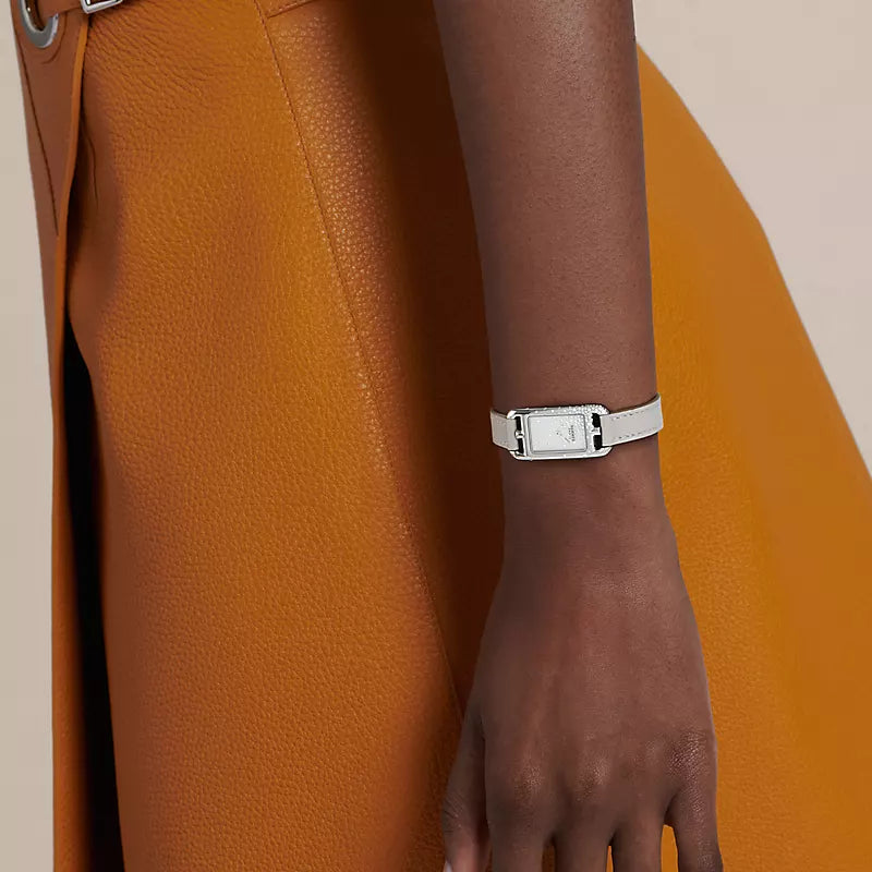 Hermès Nantucket 29 mm Steel Watch With Pearl Gray Calfskin Strap