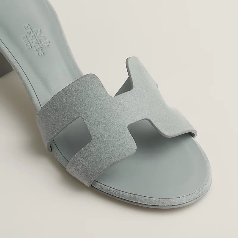 Hermès Oasis Sandals Suede Goatskin Gris Nuage