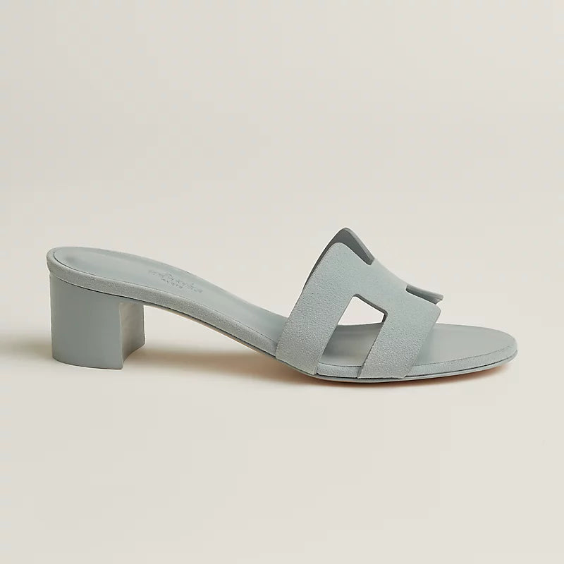 Hermès Oasis Sandals Suede Goatskin Gris Nuage