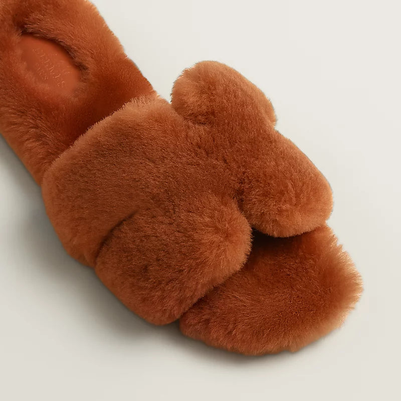 Hermès Oran Sandal Shearling Naturel