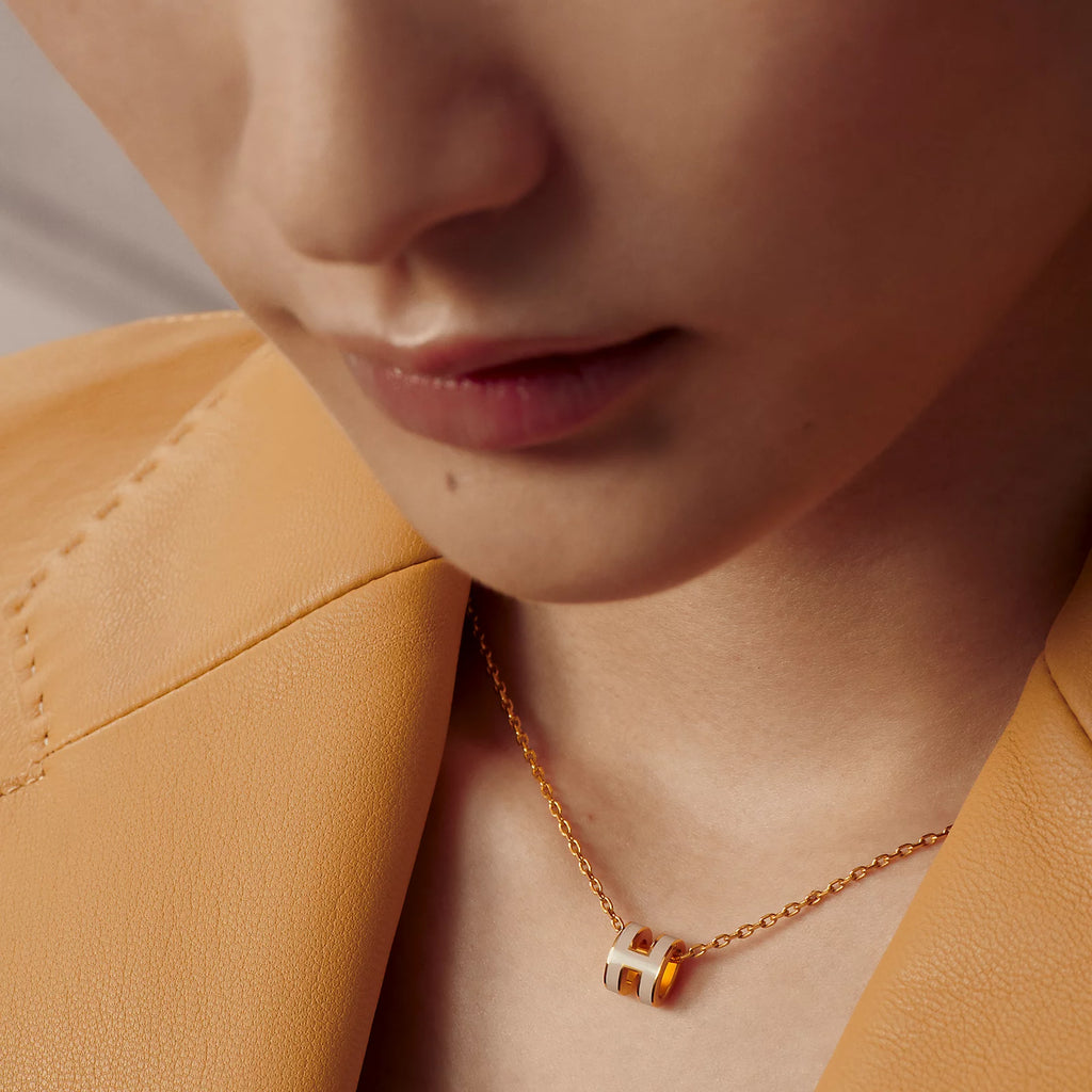 Hermès Mini Pop H Pendant Gold Plated - Marron Glace
