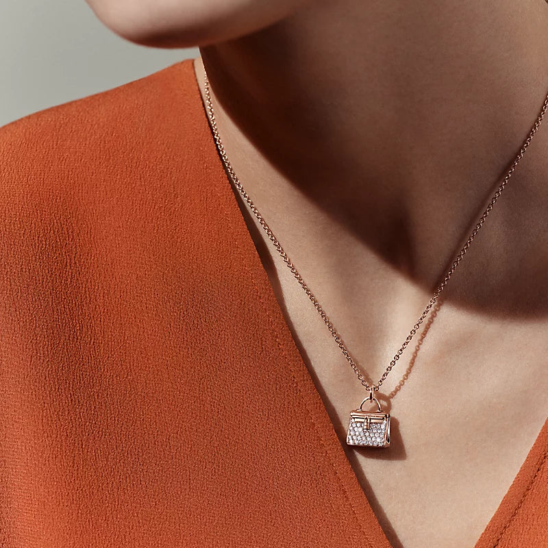 Hermès Kelly Amulets Pendant Rose Gold - Diamonds