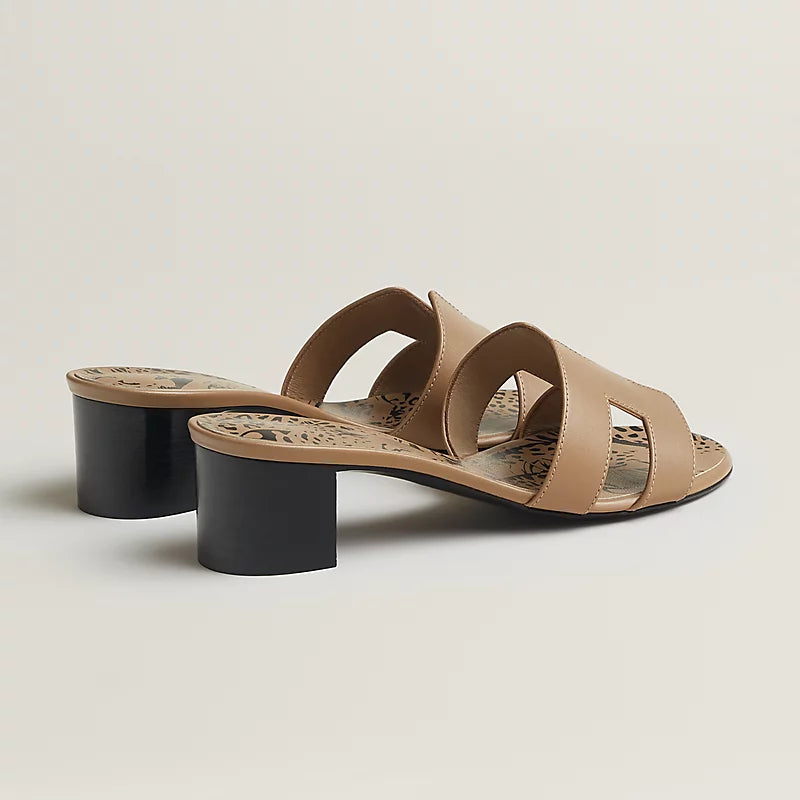 Hermès Oasis Sandals Calfskin Beige Argile Beige Argile